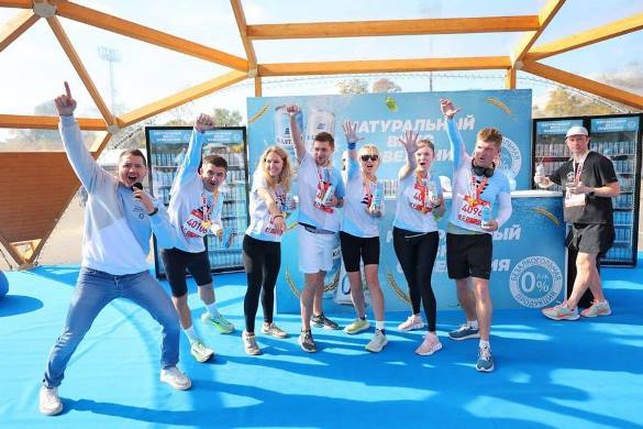 Участники Московского марафона отметили завершение дистанции пивом «Балтика 0»